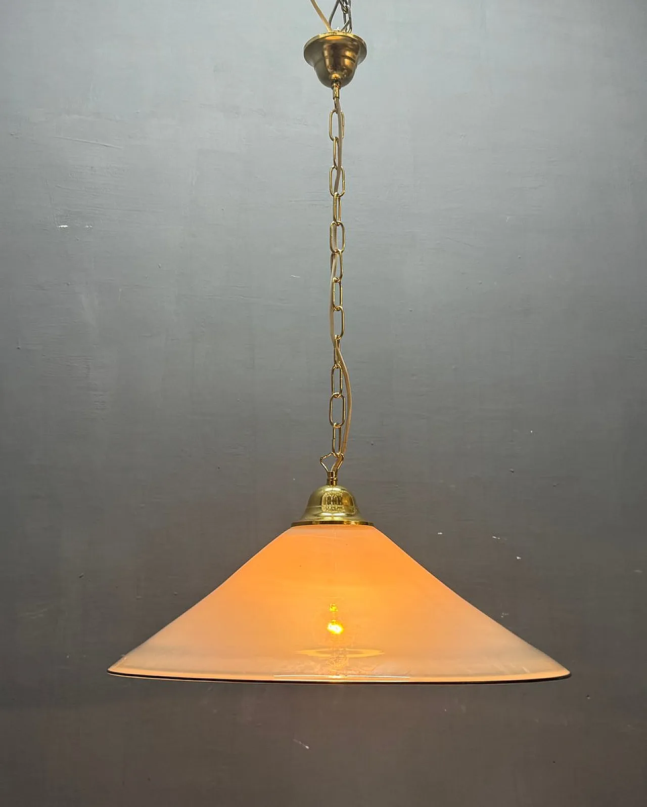 Mid-Century white Murano glass pendant lamp with black border, Italy, 1970s 7