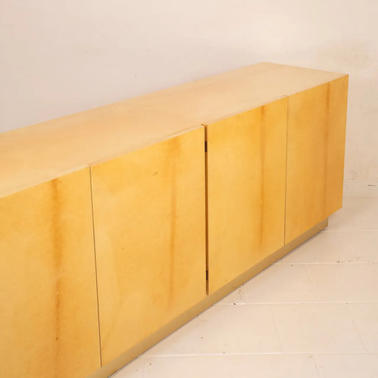 Giorgio Tura parchment and brass sideboard for Tura Milano, 1970s 5