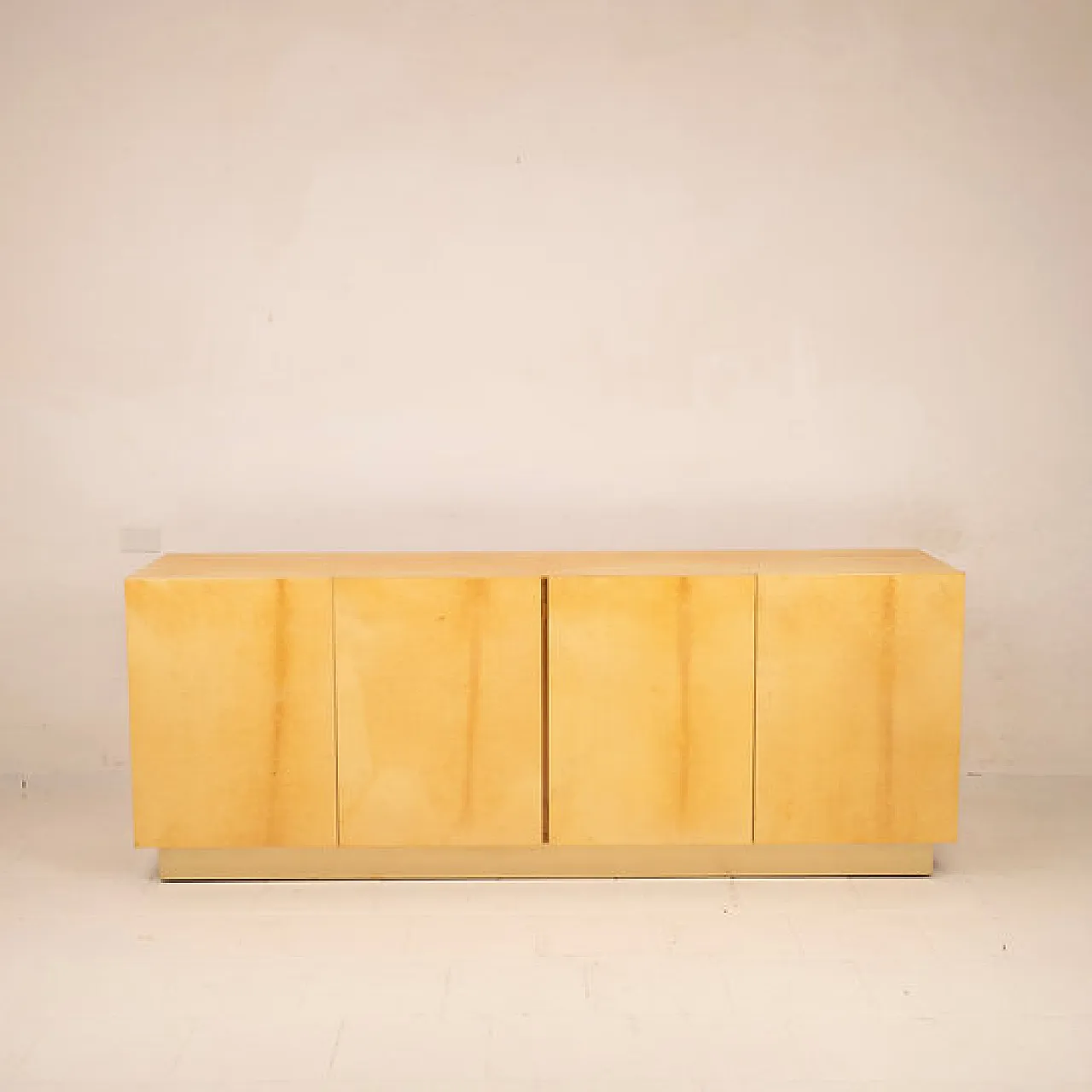 Giorgio Tura parchment and brass sideboard for Tura Milano, 1970s 13