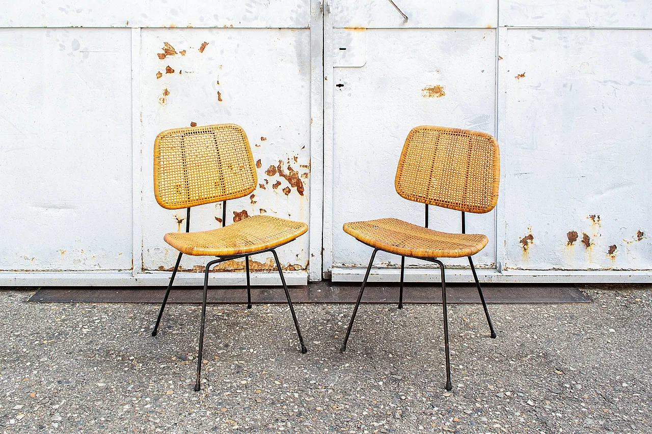 Pair of 550 dining chairs in wicker by Dirk Van Sliedregt, 1950s 2