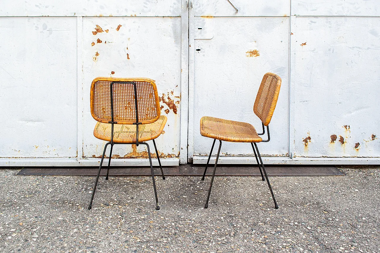 Pair of 550 dining chairs in wicker by Dirk Van Sliedregt, 1950s 3