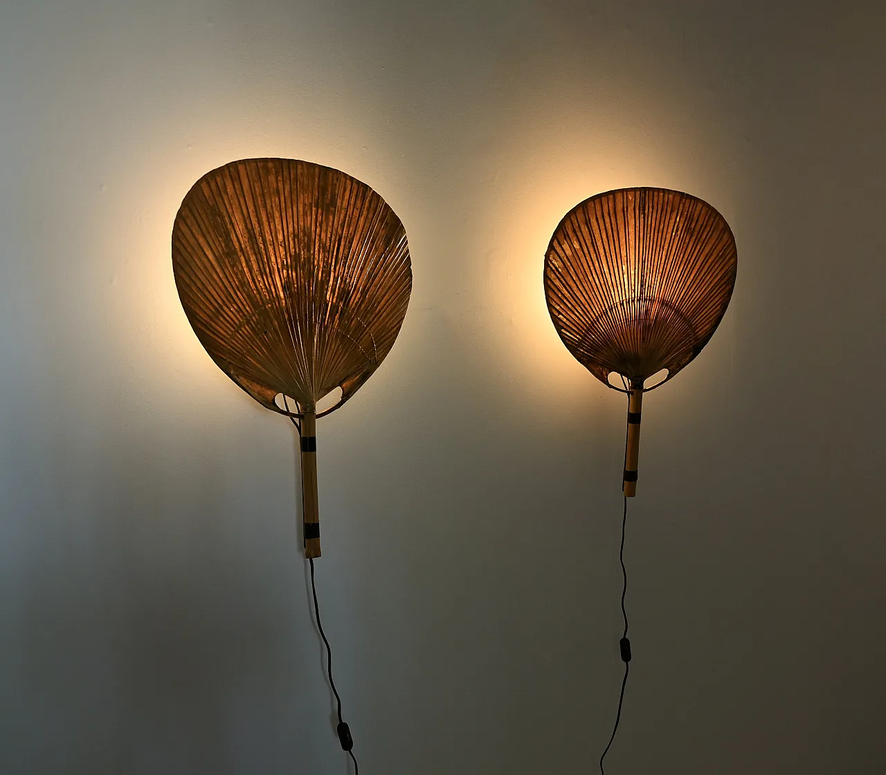 Coppia di lampade da parete "Uchiwa" di Ingo Maurer per M Design, anni '70 2