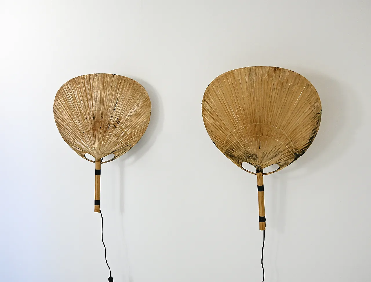 Coppia di lampade da parete "Uchiwa" di Ingo Maurer per M Design, anni '70 5