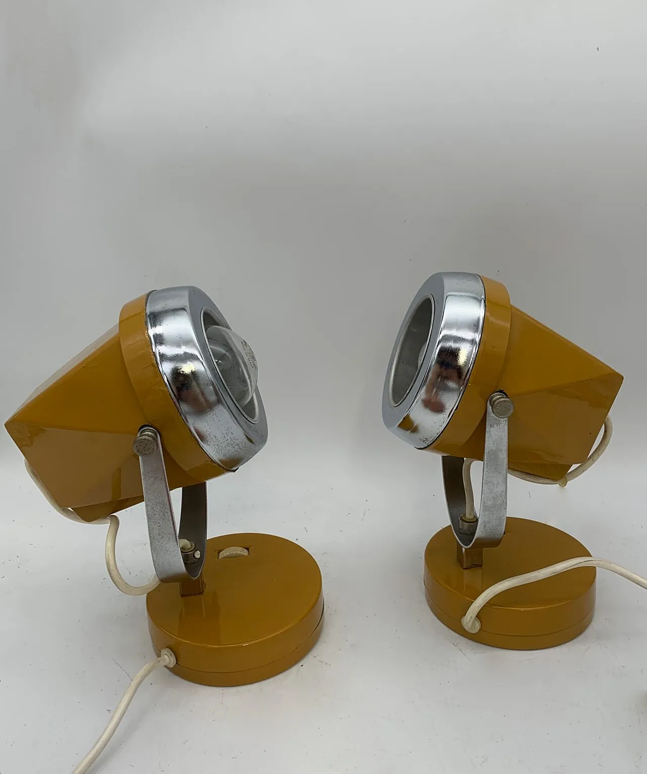 Pair of table lamps attributed to Reggiani, 1970s 3