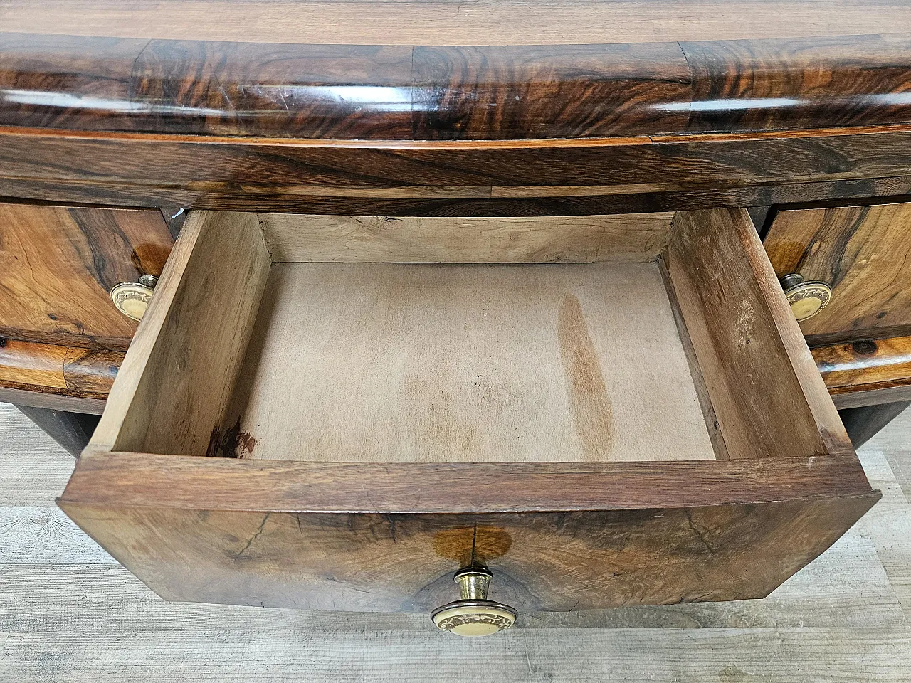 Toelette toscana anni ’40 in radica di noce 11