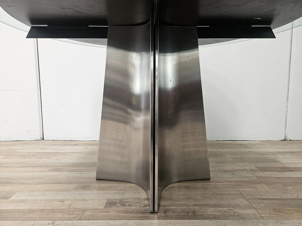 Table from the UFO series by Luigi Saccardo for Arrmet, 1970 11