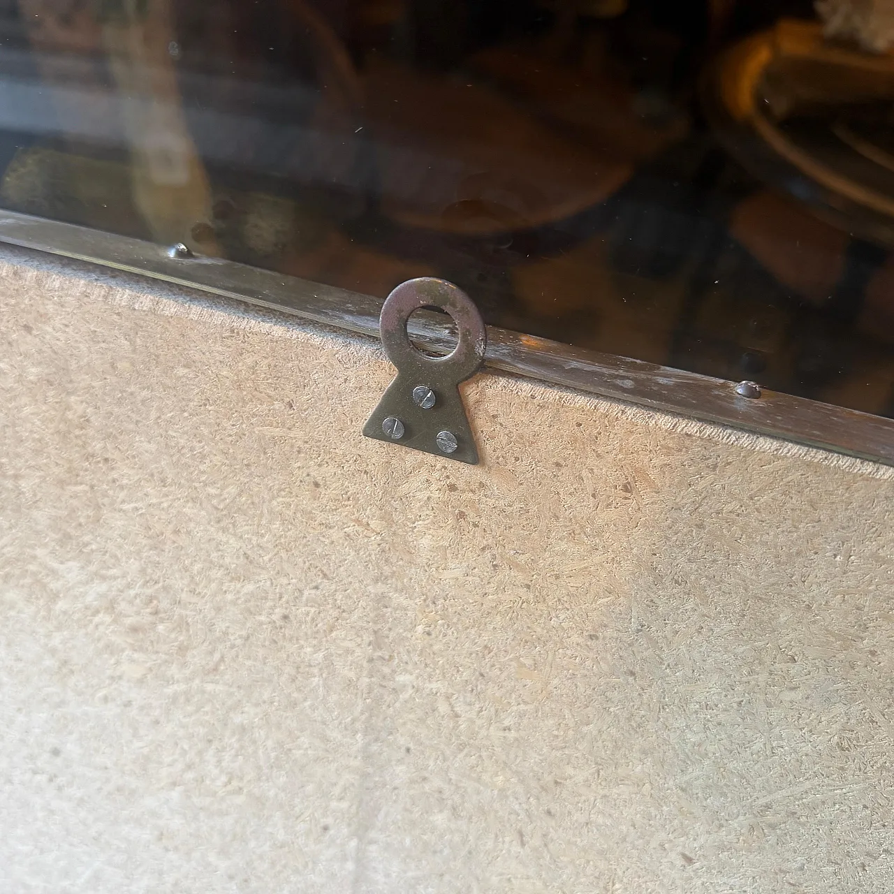 Specchio da parete con scudo d'ottone di Gio Ponti, anni '50 3