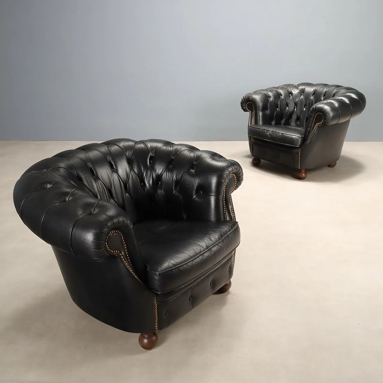 Coppia di poltrone Chesterfield, '900 1