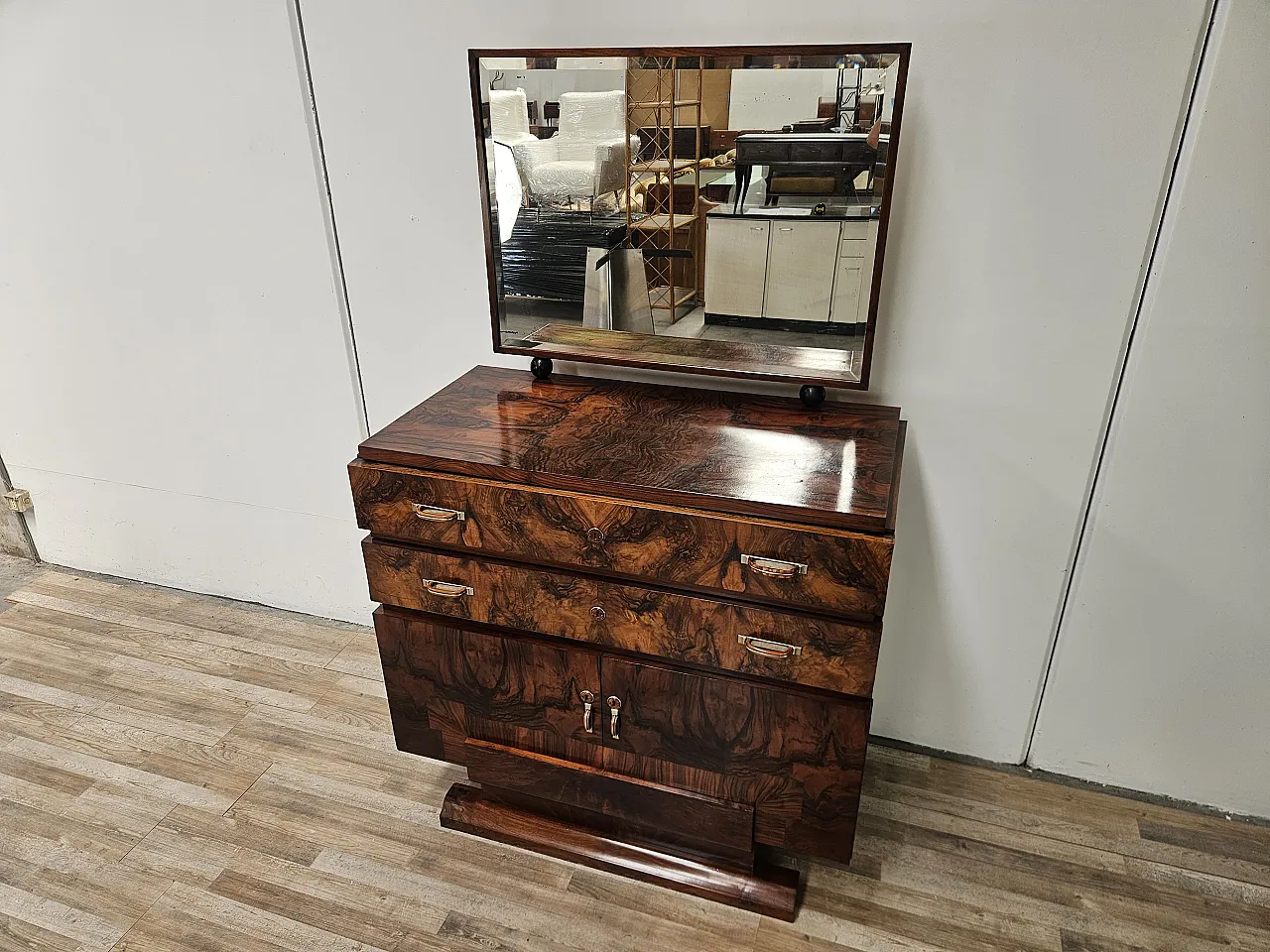 1940s Art Deco sideboard in walnut root with mirror 2