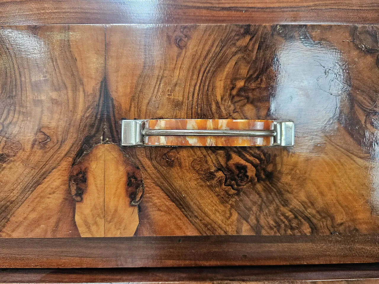1940s Art Deco sideboard in walnut root with mirror 11