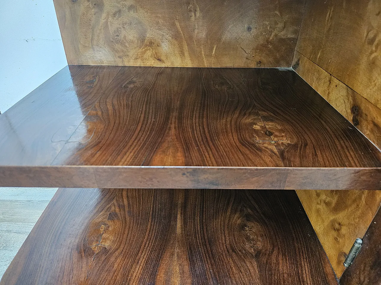 Art Deco dressing table in walnut and blond walnut 9