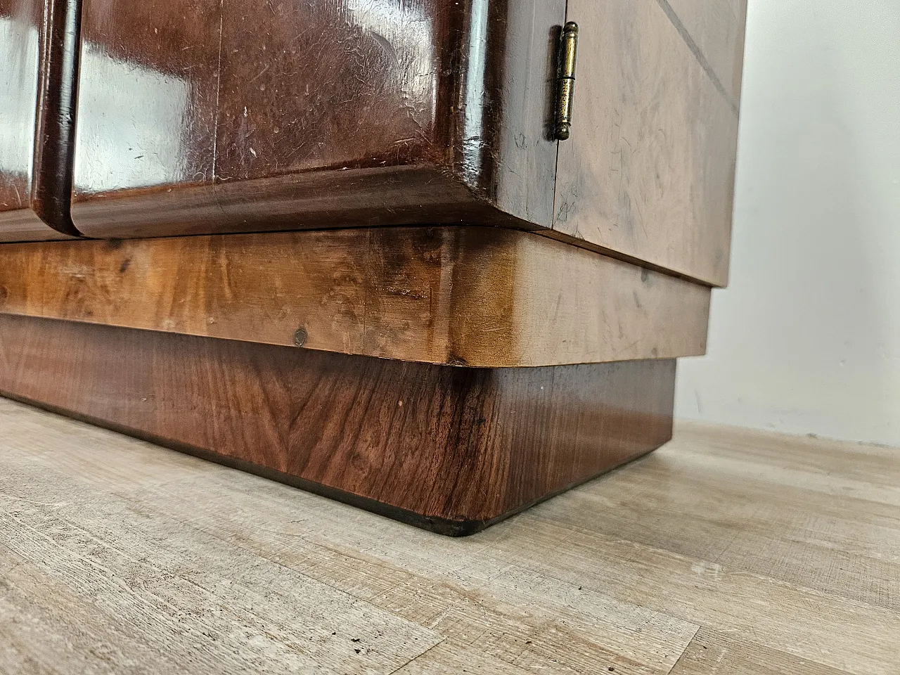 Art Deco dressing table in walnut and blond walnut 14