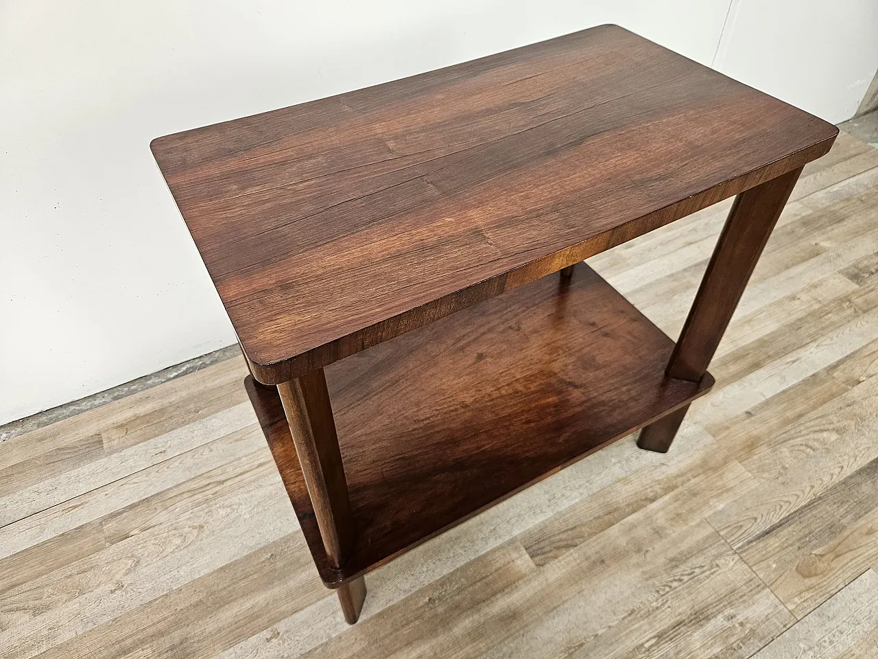 1950s Art Deco coffee table in walnut 3