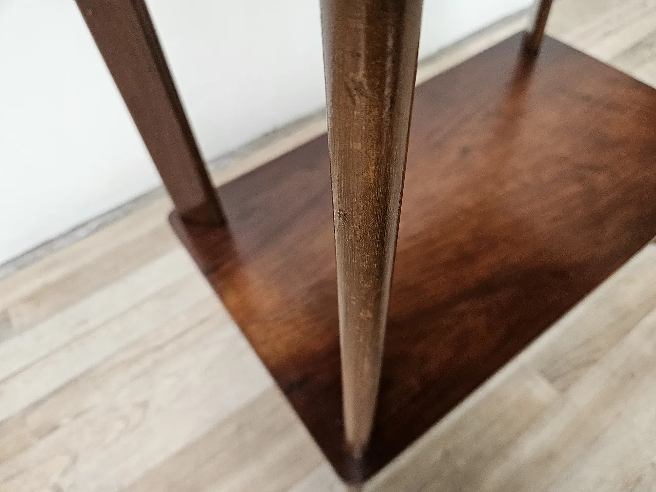1950s Art Deco coffee table in walnut 7