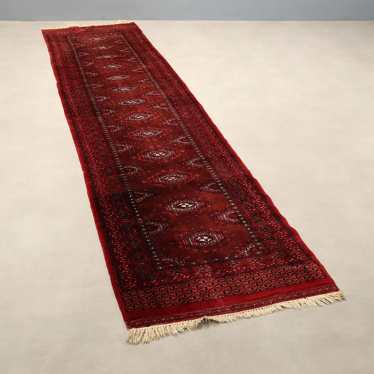 Bukhara rug in cotton and wool, 20th century 1