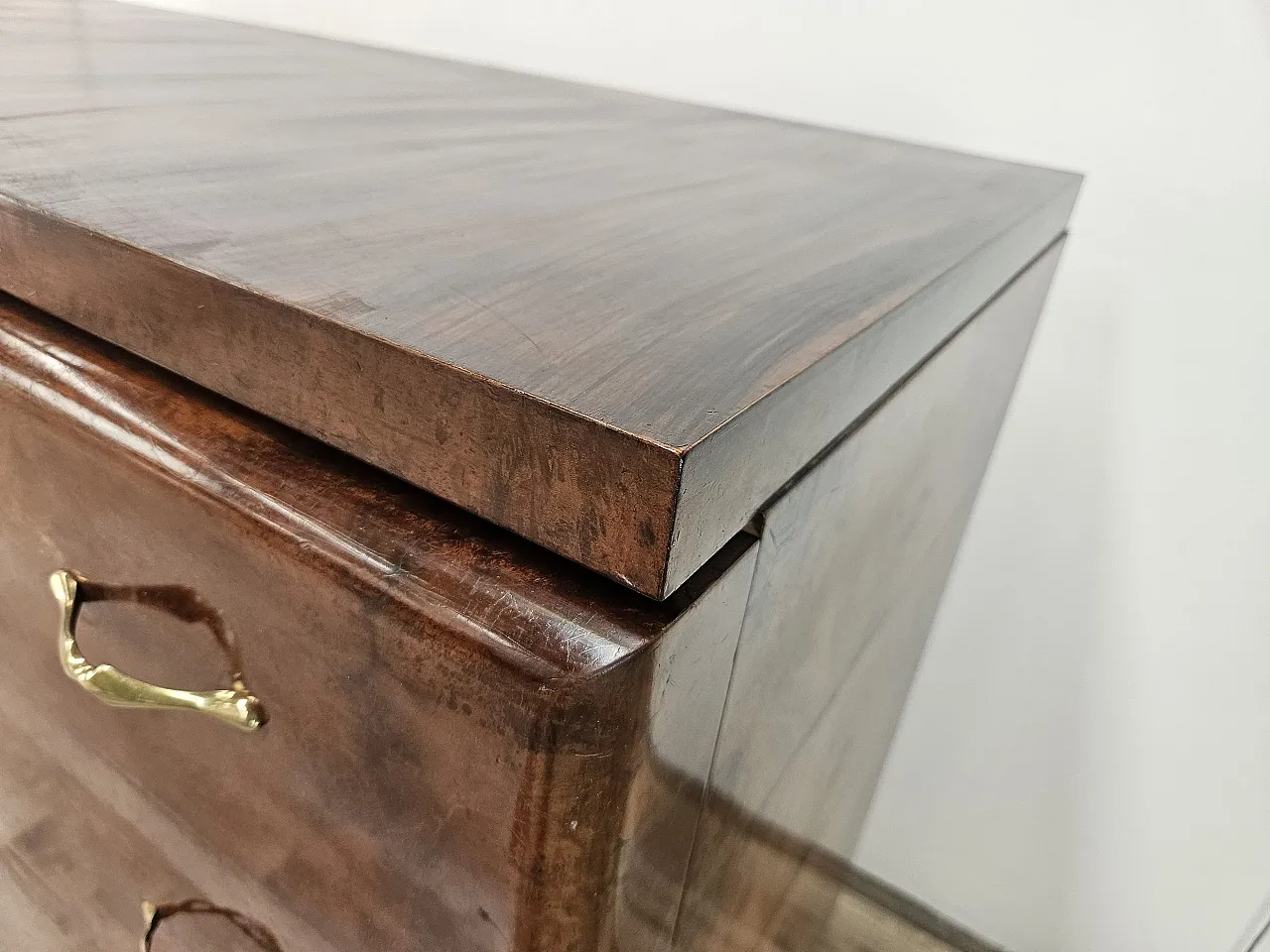 1940s Art Deco sideboard in walnut and blond walnut 8