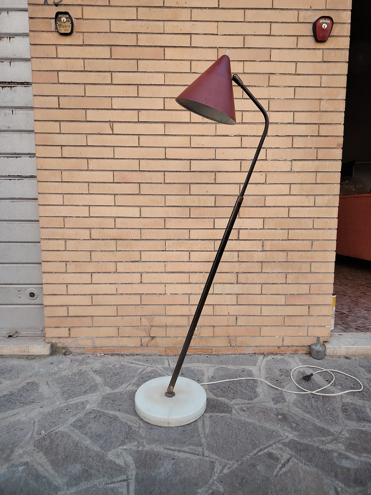 Floor lamp by Giuseppe Ostuni for Oluce, 1950s 1