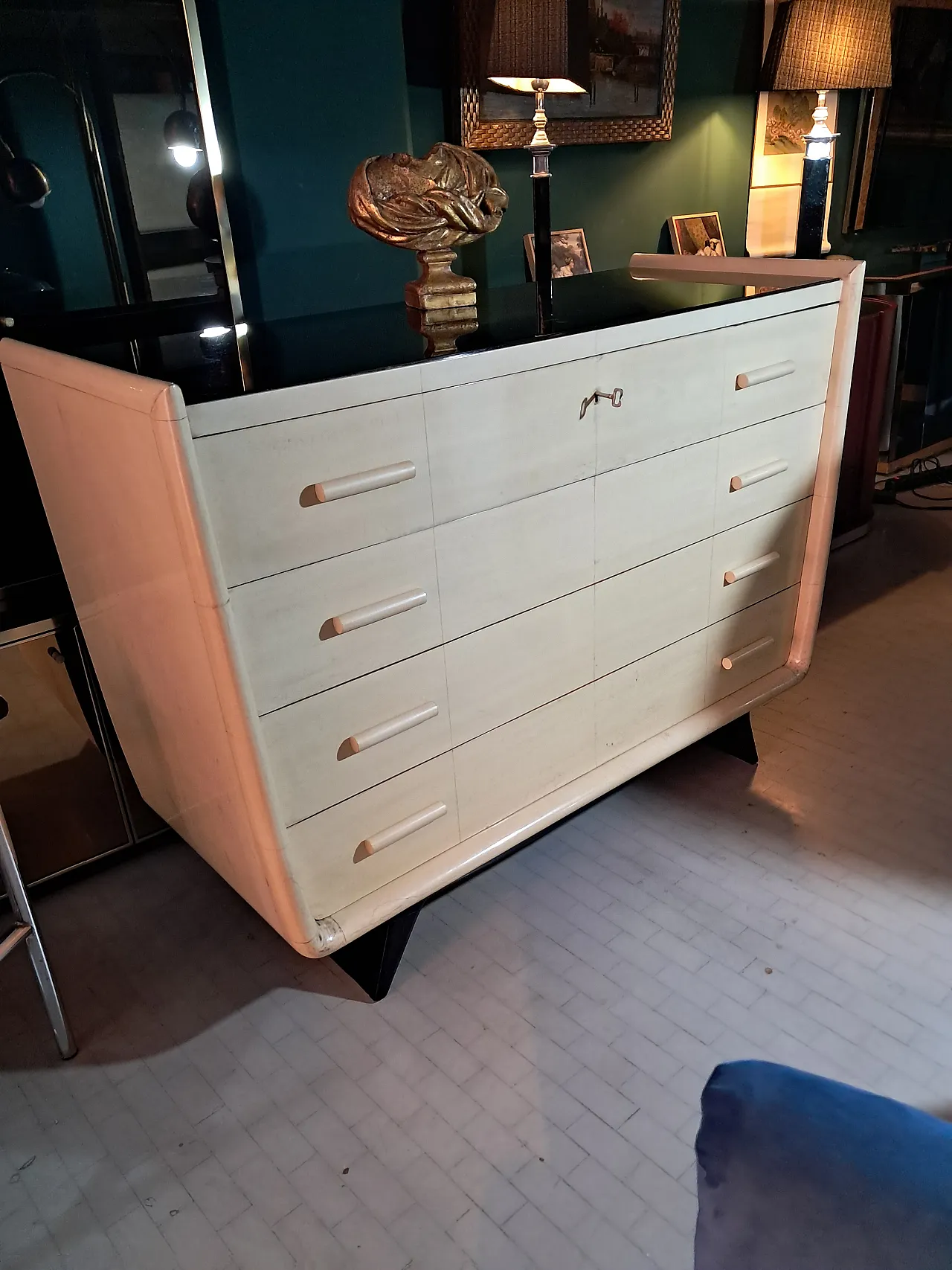 Parchment dresser in the style of G. Ullrich for Valziana, 1930s 4