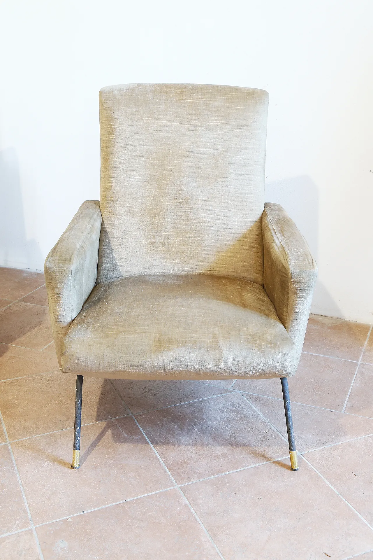 Pair of golden velvet armchairs by Zanuso, mid-20th century 22