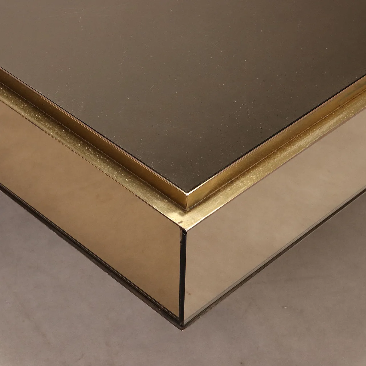Coffee table in smoked glass and brass, 1980s 6