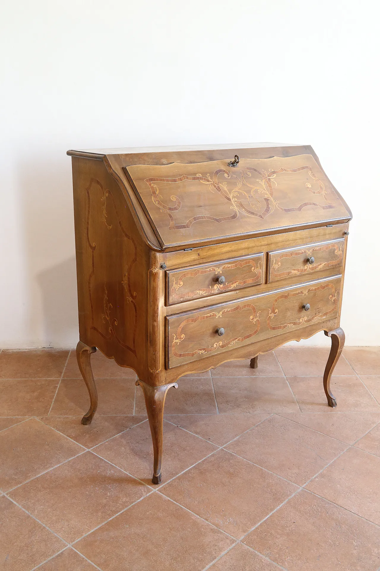 Ribalta secretaire bureau Luigi XV intarsiata noce cerea, '900 23