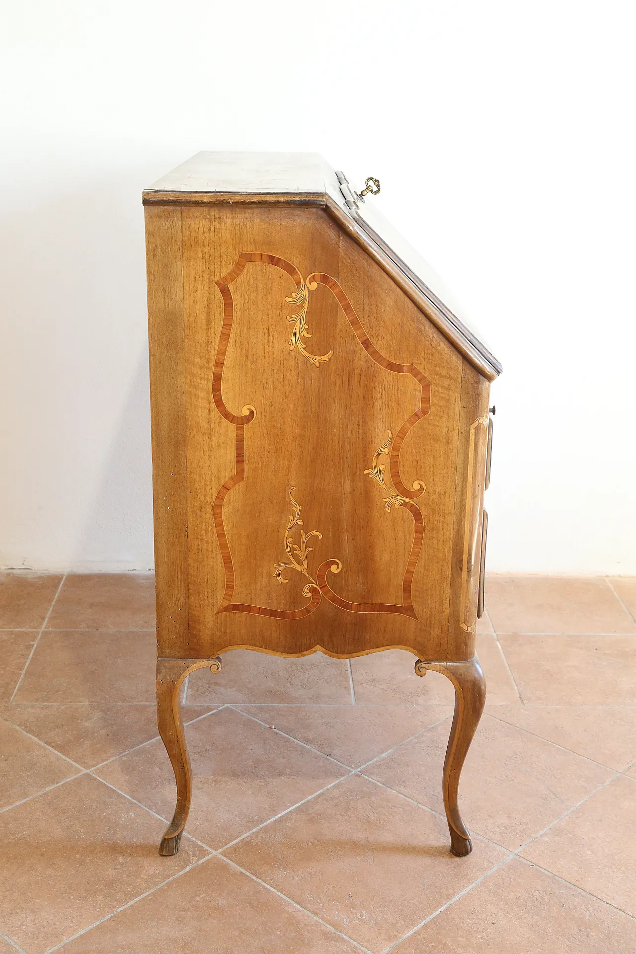Ribalta secretaire bureau Luigi XV intarsiata noce cerea, '900 24