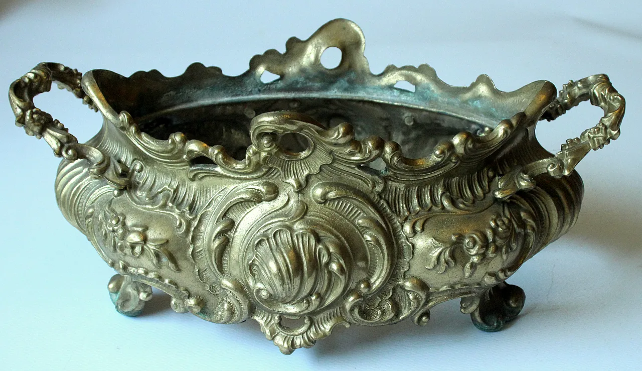 Art Nouveau solid brass jardiniere with metal insert, 20th century 10