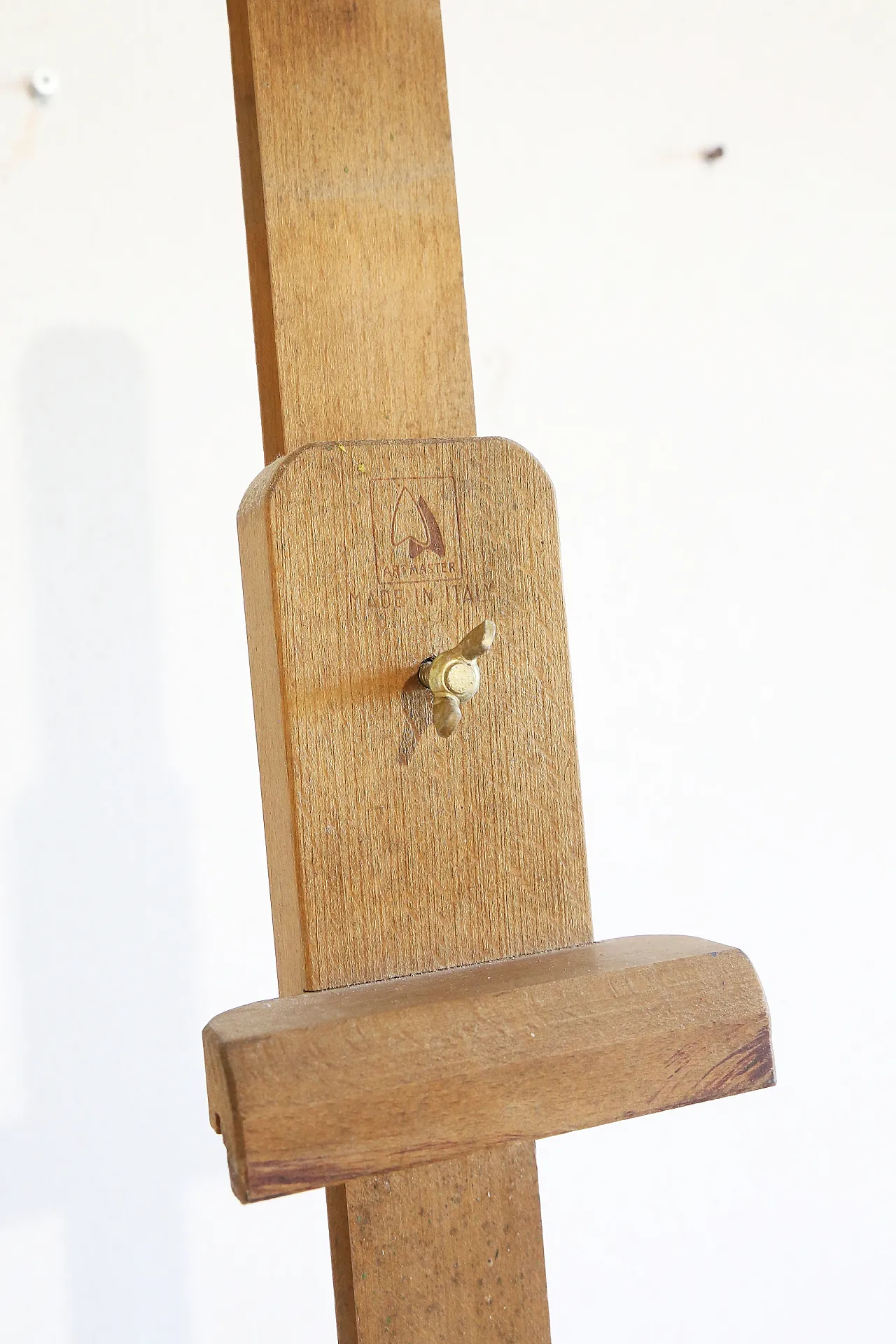 Beech wood painter's studio easel, 1970s 8