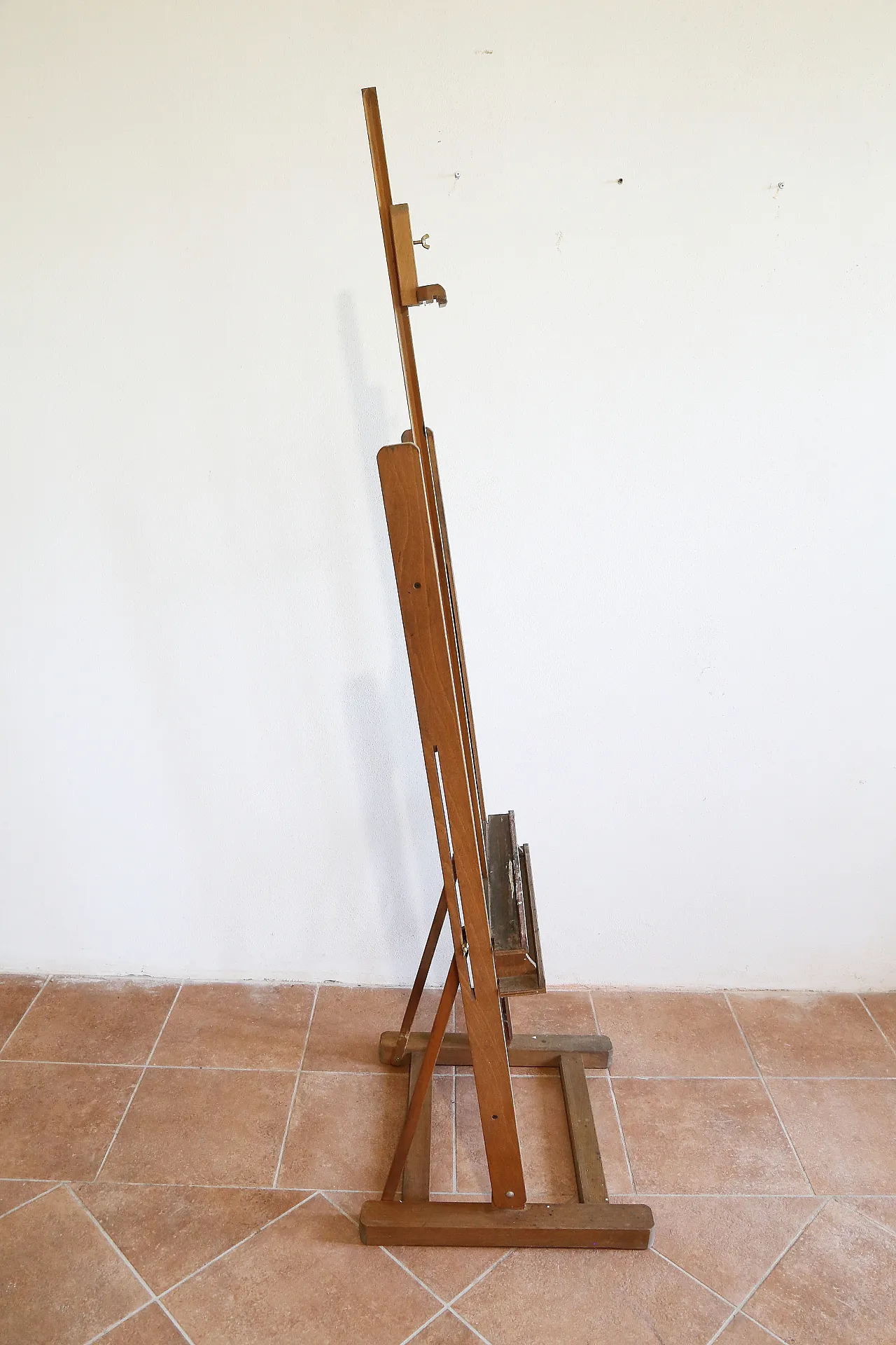Beech wood painter's studio easel, 1970s 13