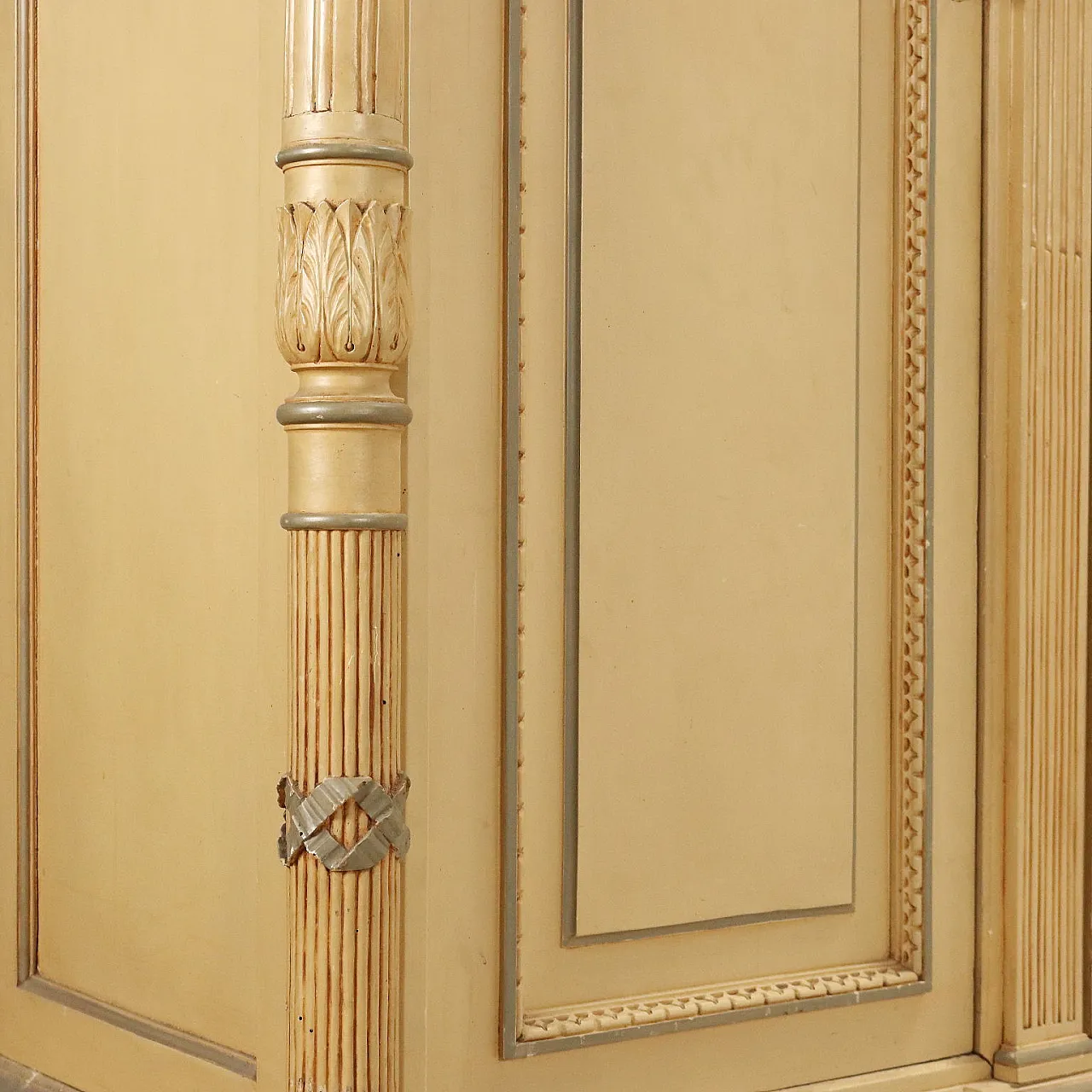 Neoclassical wardrobe in lacquered cherry and walnut, 19th century 10