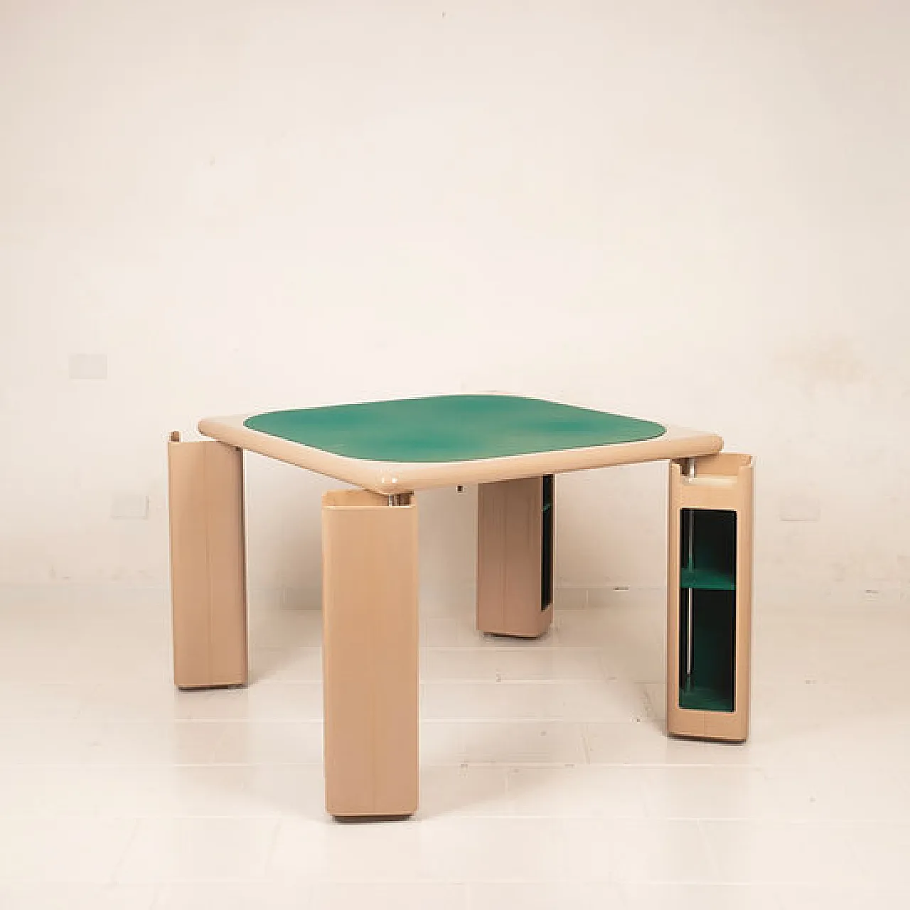 Tavolo Pierluigi Molinari in legno e feltro per Pozzi, anni '70 1