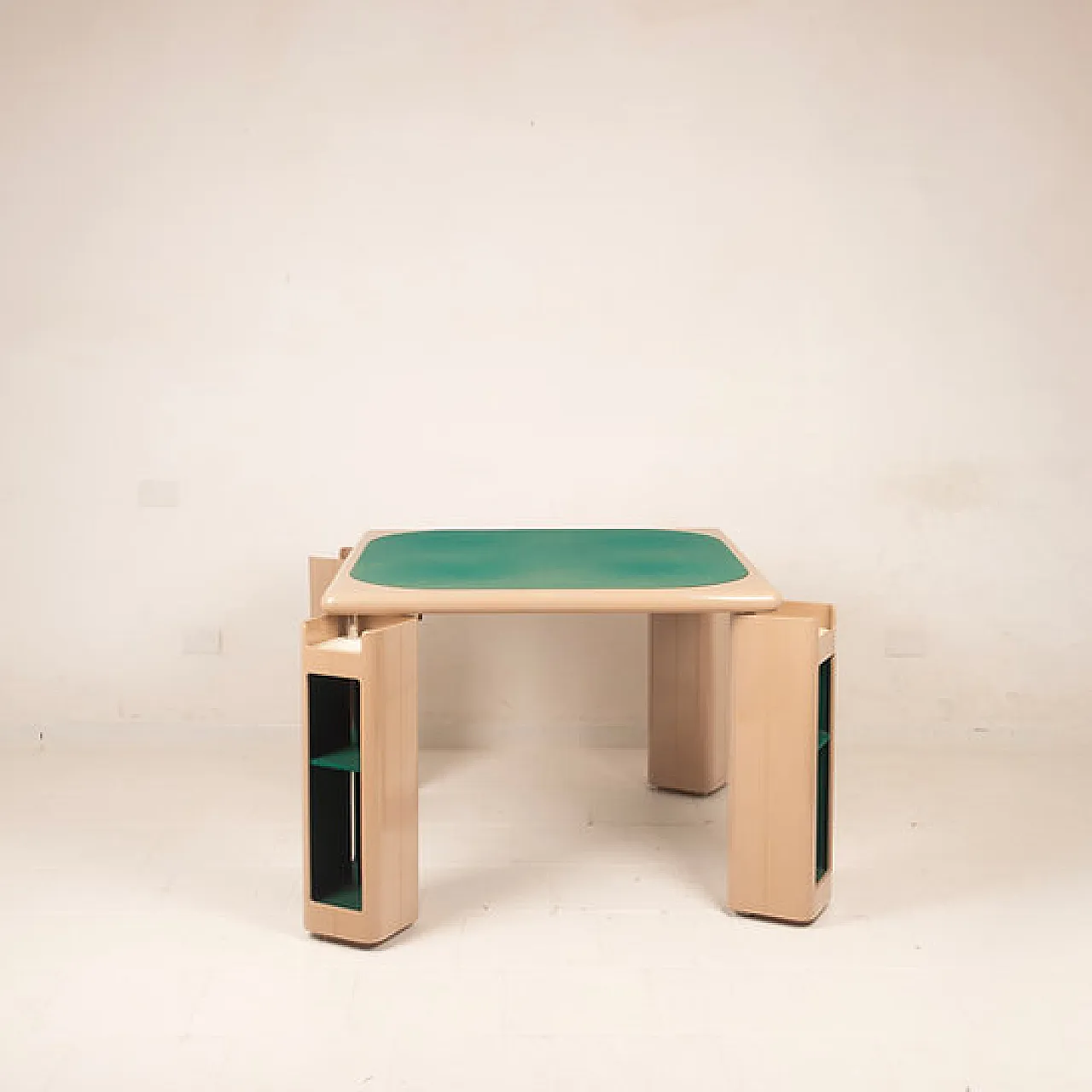 Tavolo Pierluigi Molinari in legno e feltro per Pozzi, anni '70 4