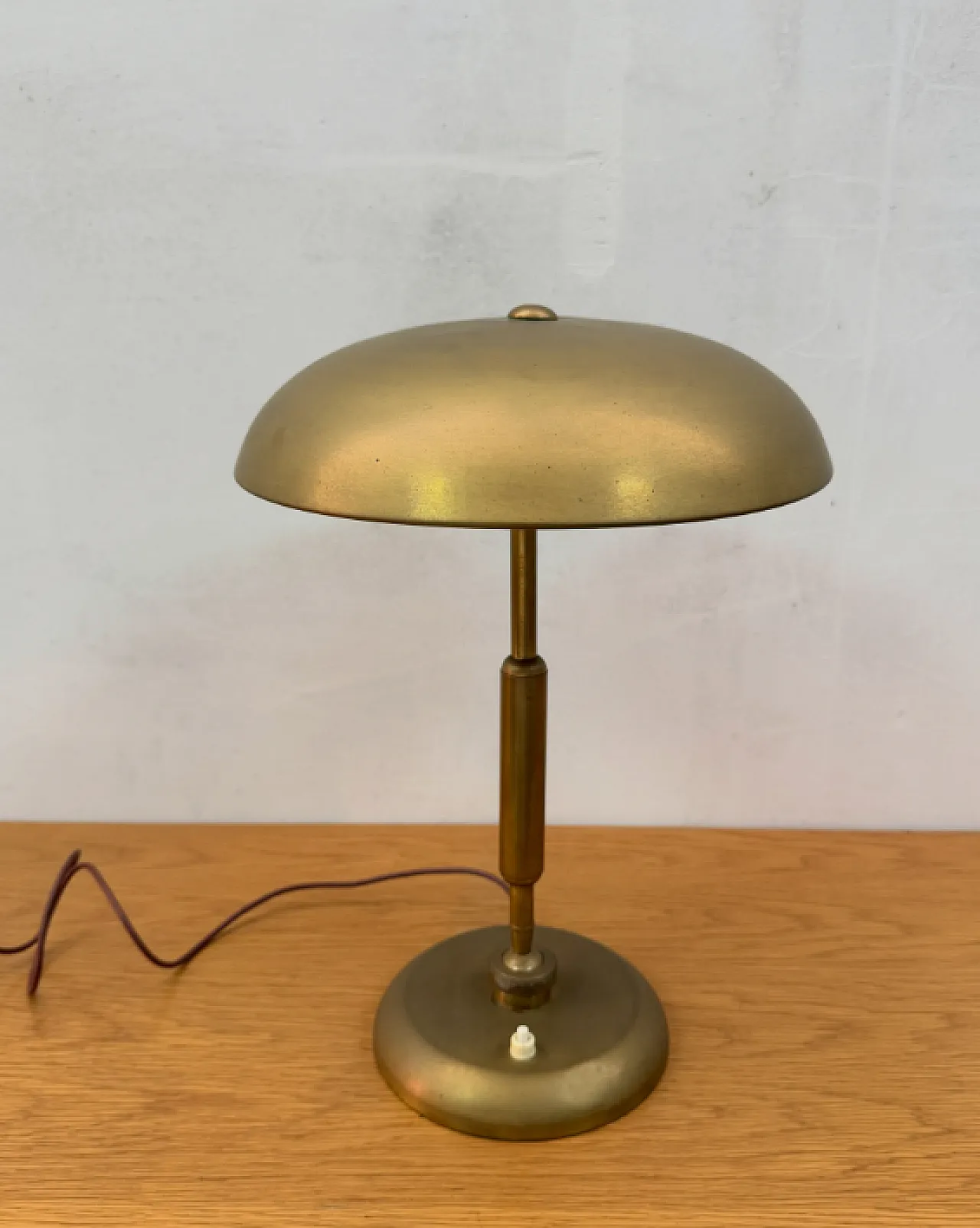 Giovanni Michelucci's posable lamp for Lariolux, 1950s 1