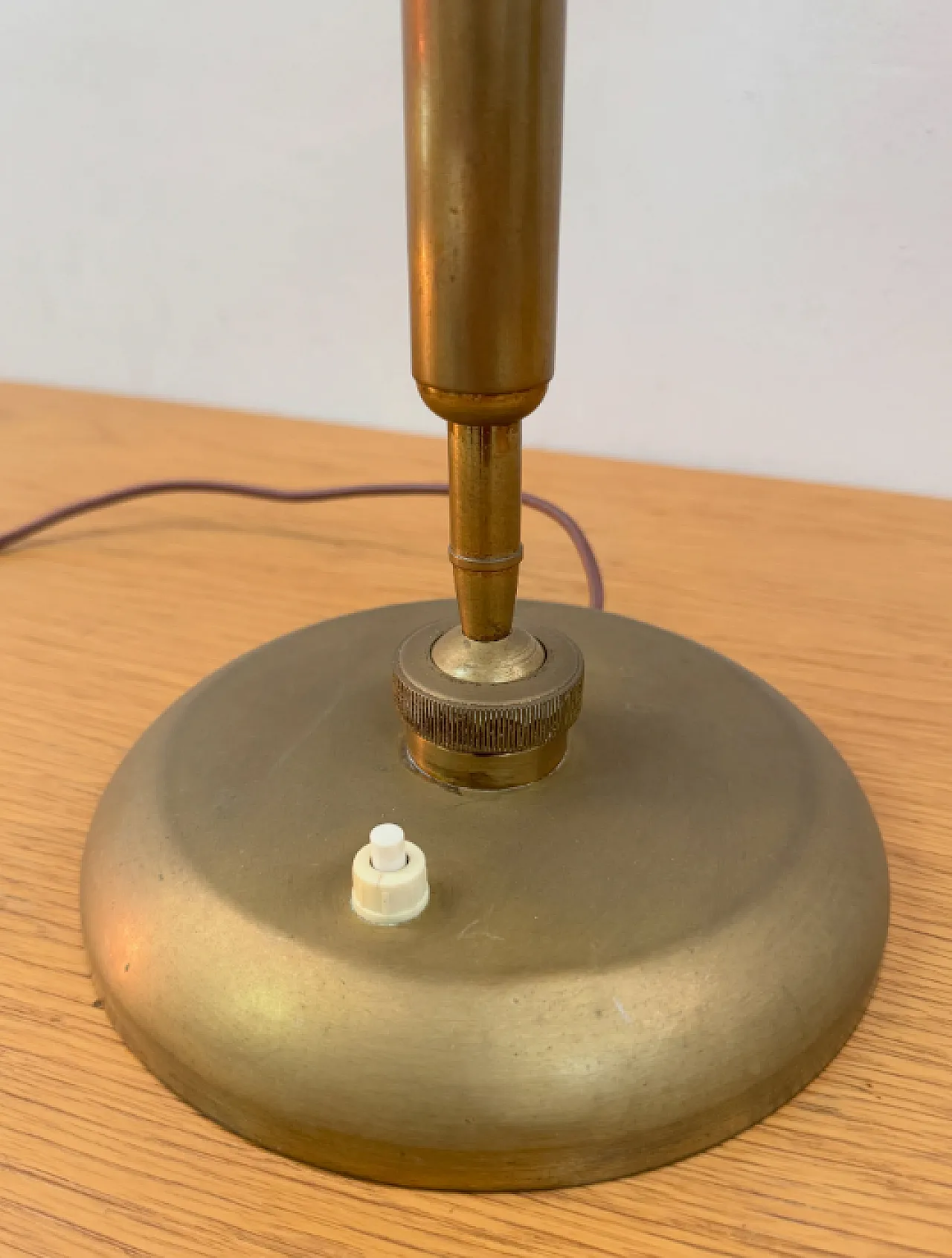 Giovanni Michelucci's posable lamp for Lariolux, 1950s 4