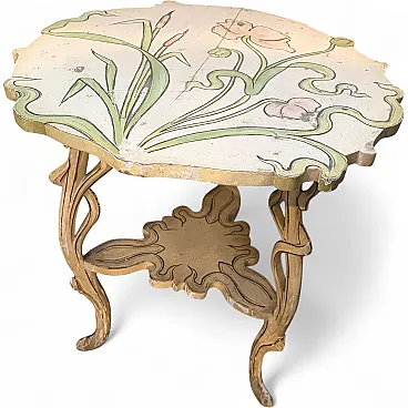 Art Nouveau lacquered wood round coffee table, early 20th century