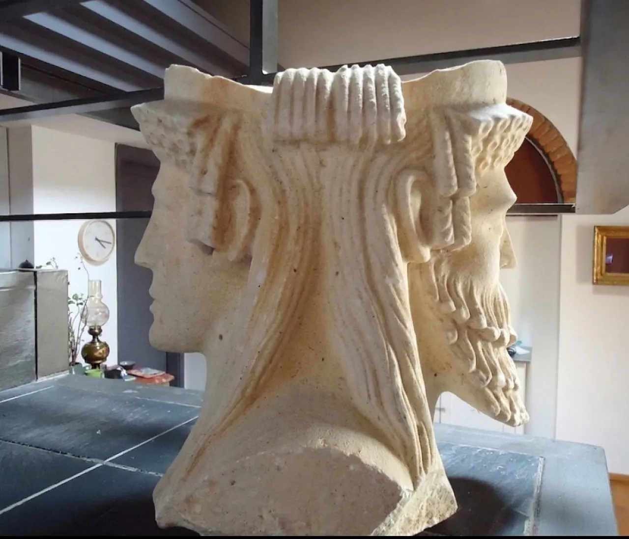 Scultura in pietra Liberty , primo '900 1