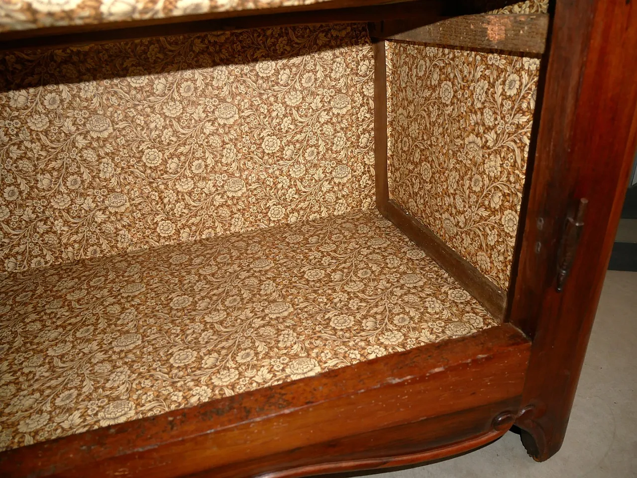 Credenza in noce, '800 10