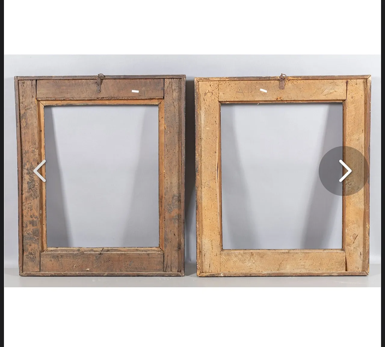 Pair of large antique lacquered frames, Siena, end 16th century 13