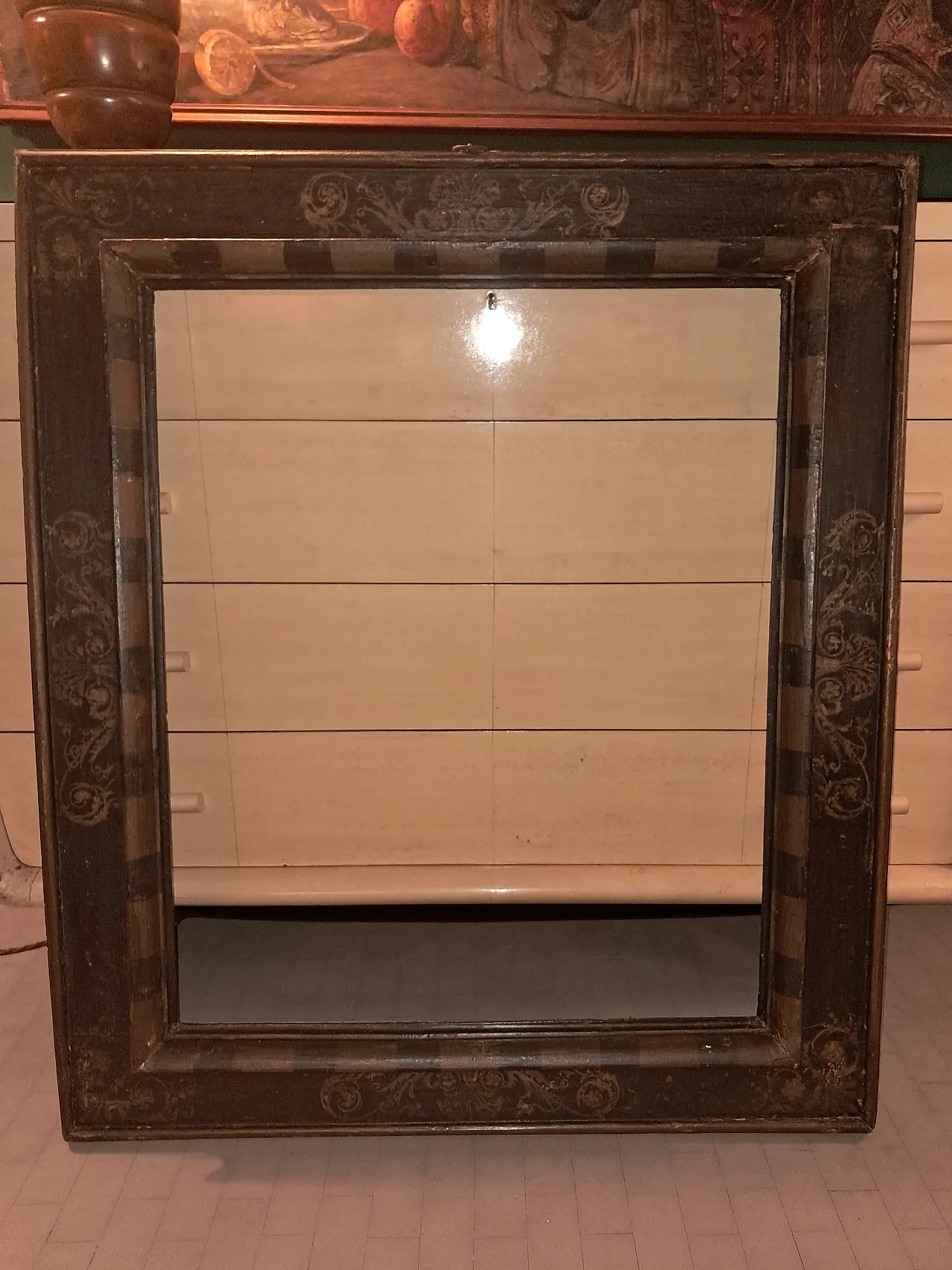 Pair of large antique lacquered frames, Siena, end 16th century 20