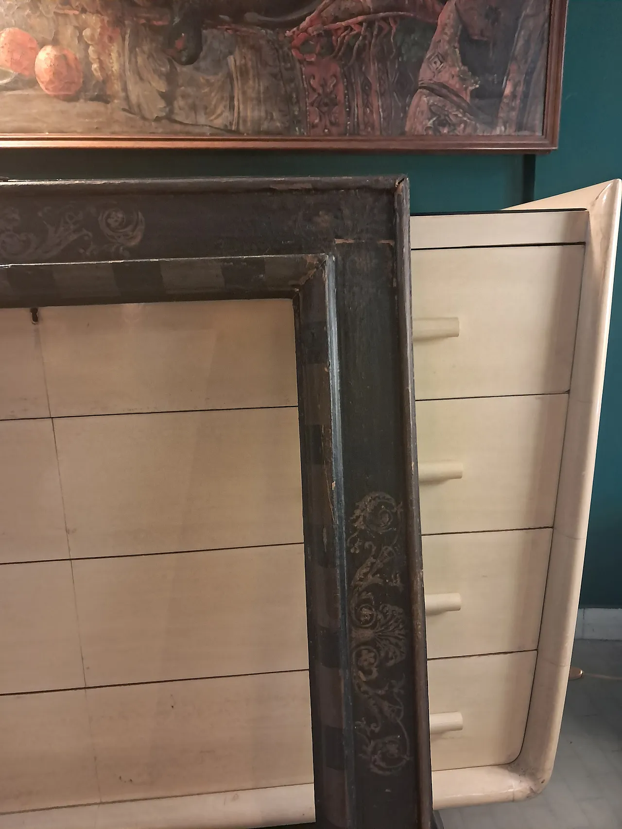 Pair of large antique lacquered frames, Siena, end 16th century 21