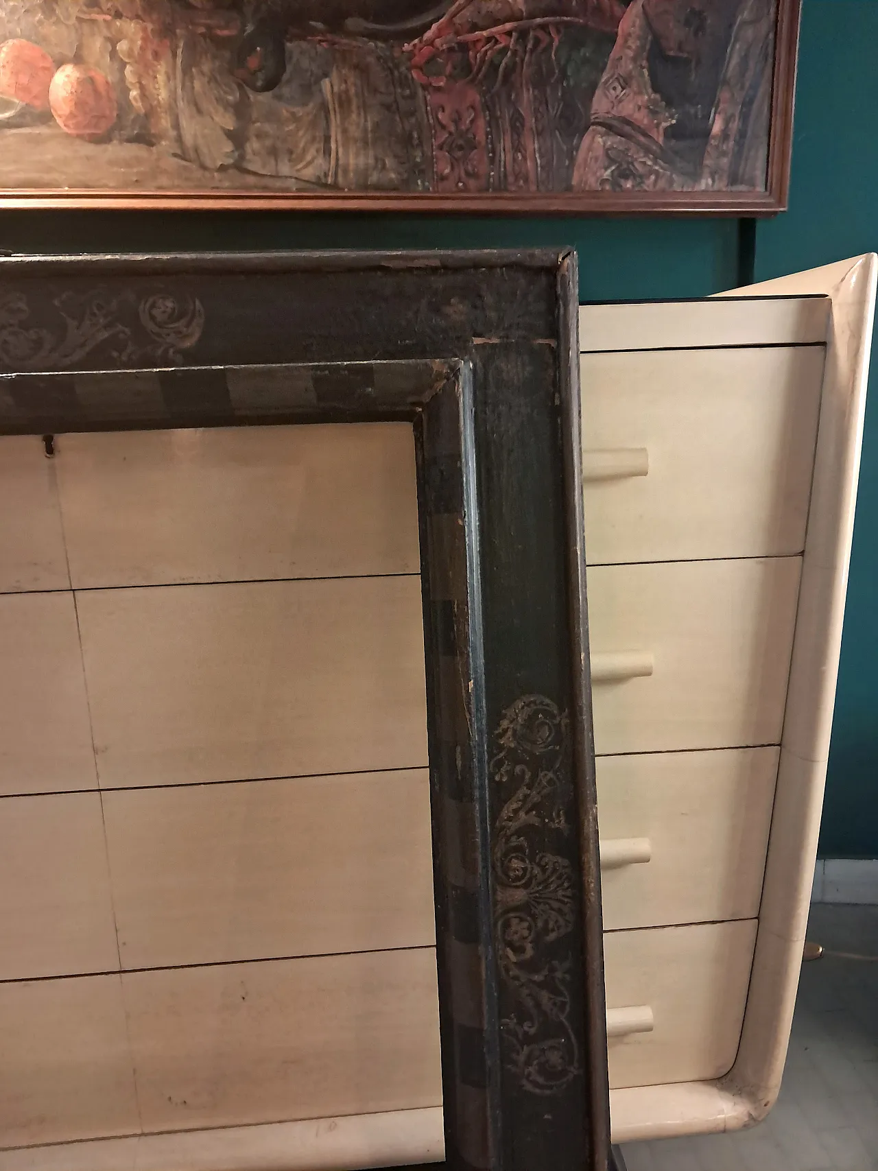 Pair of large antique lacquered frames, Siena, end 16th century 22