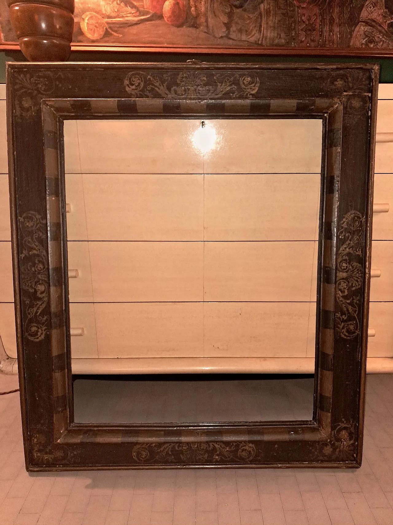 Pair of large antique lacquered frames, Siena, end 16th century 23