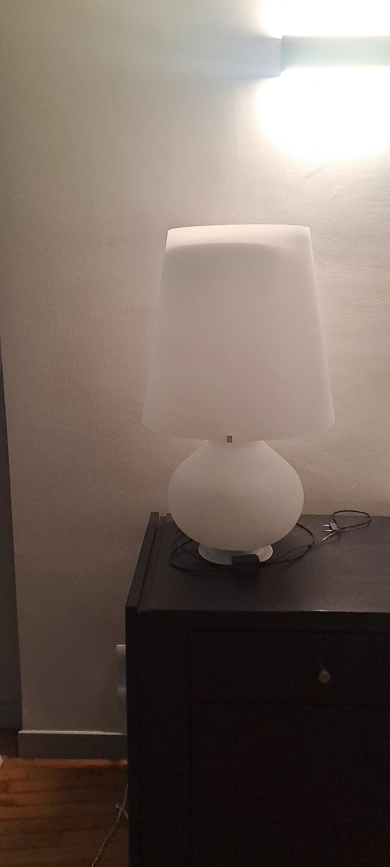Lampada da tavolo moderna bianca, '900 1