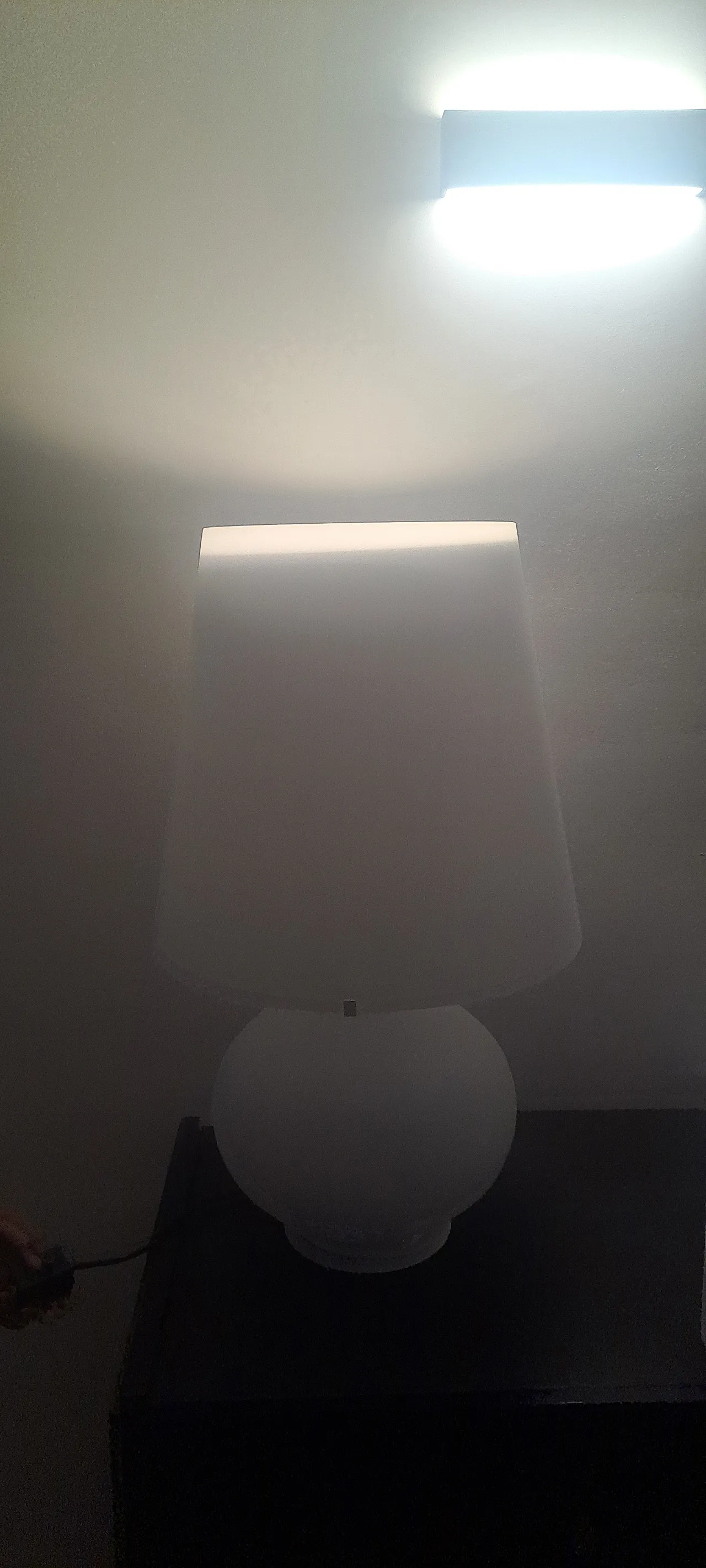 Lampada da tavolo moderna bianca, '900 3