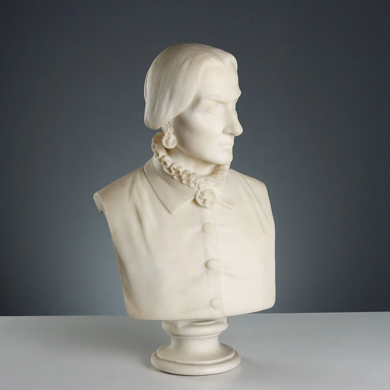 Bust of a Noble Lady in white marble, 19th century 1