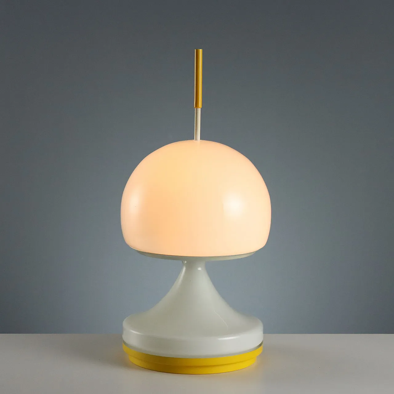 Glass table lamp, 1970s 4