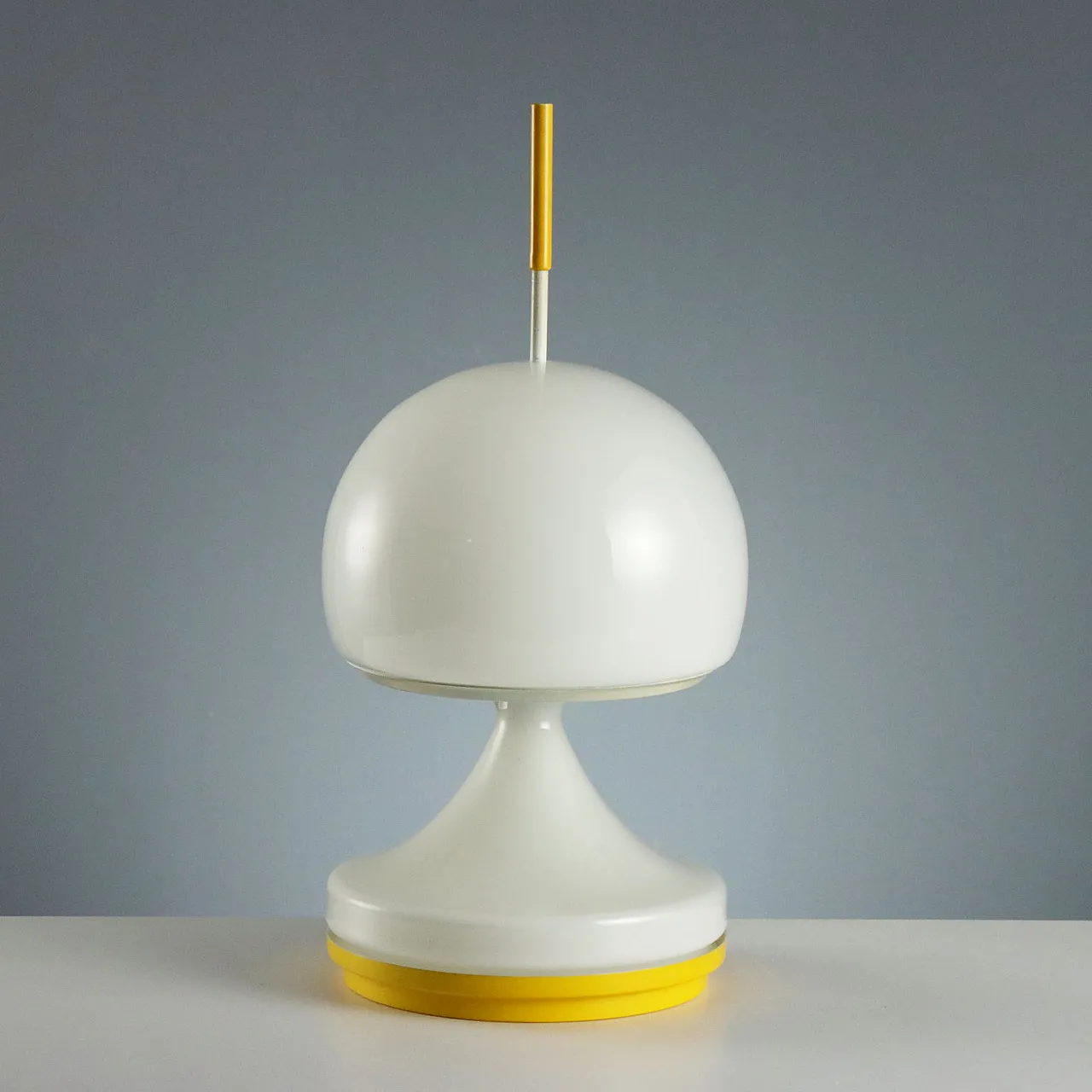 Glass table lamp, 1970s 5
