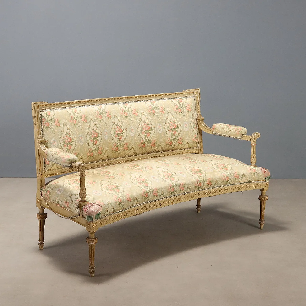 Neoclassical sofa with lacquered and gilded carvings, 19th century 1