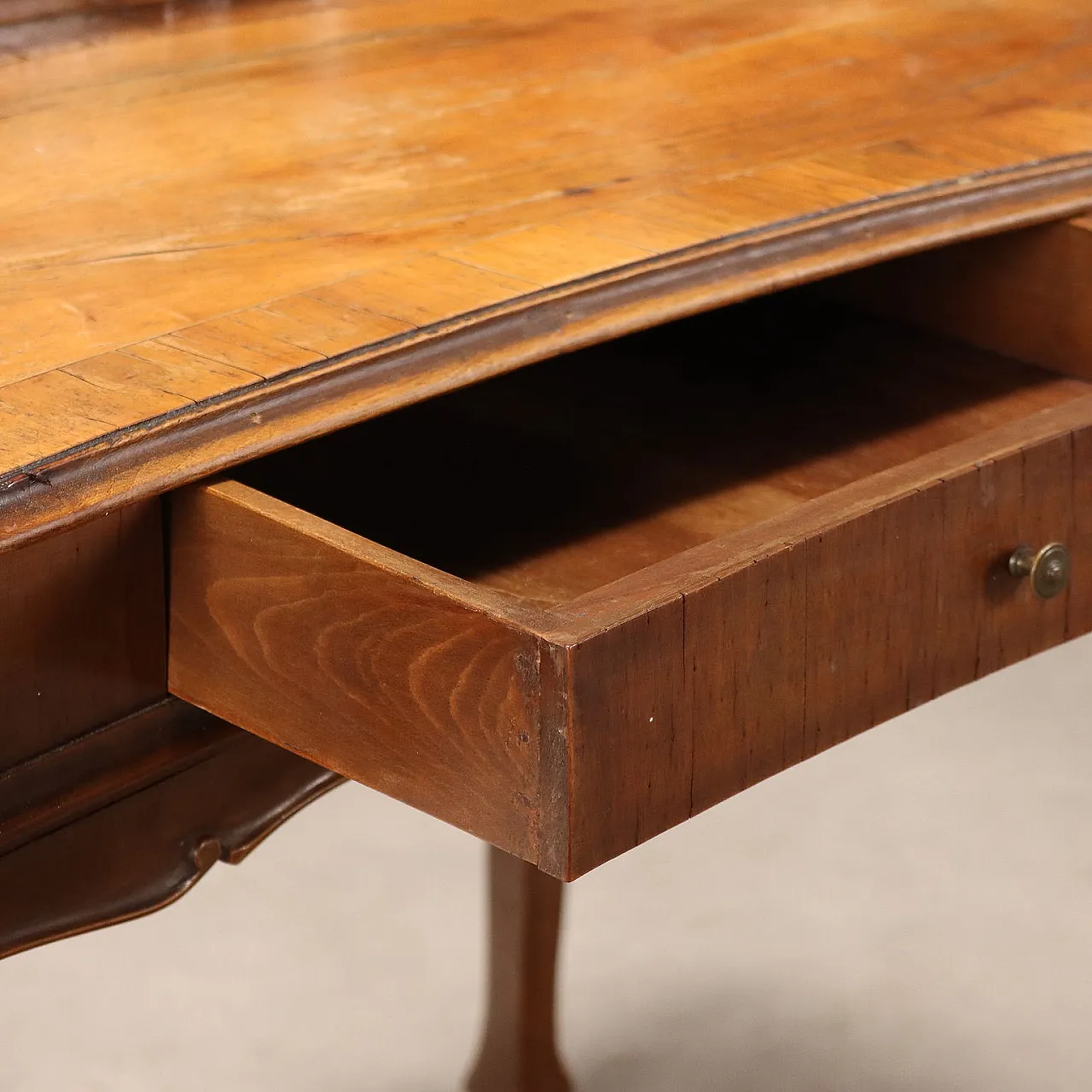 Baroque style writing desk in walnut, 20th century 9