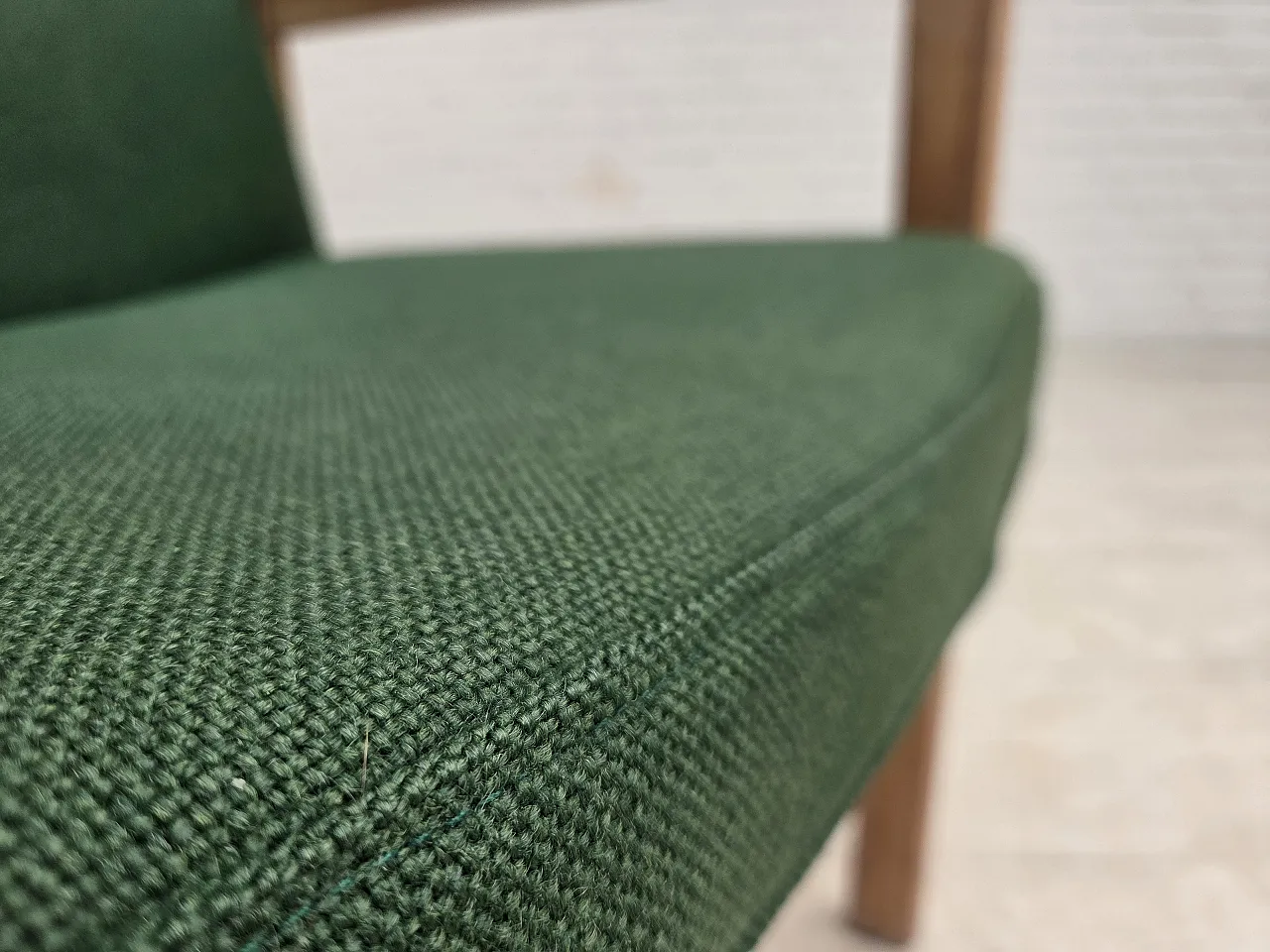 1980s, Danish armchair by Høng Stole, green furniture wool, oak wood. 5